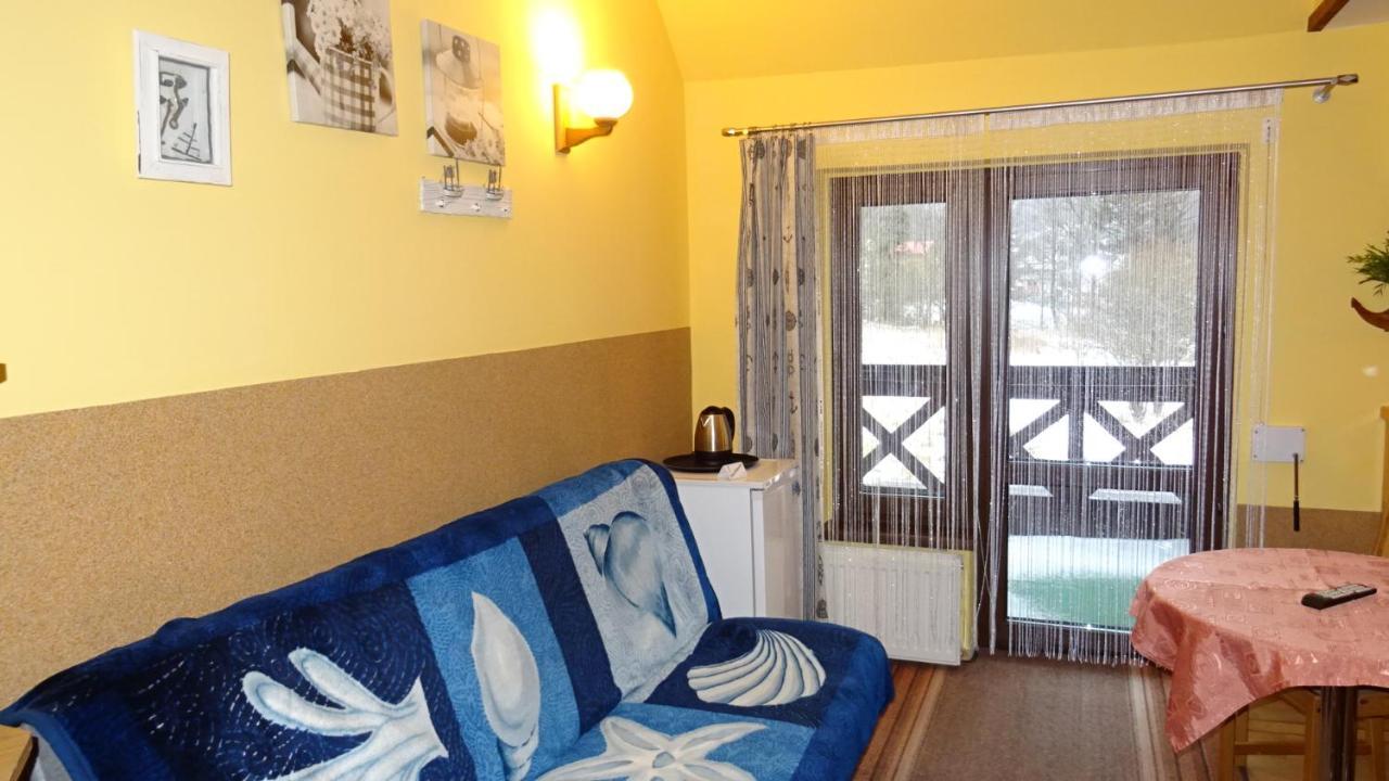 Olimp Pokoje I Apartamenty Щирк Екстериор снимка