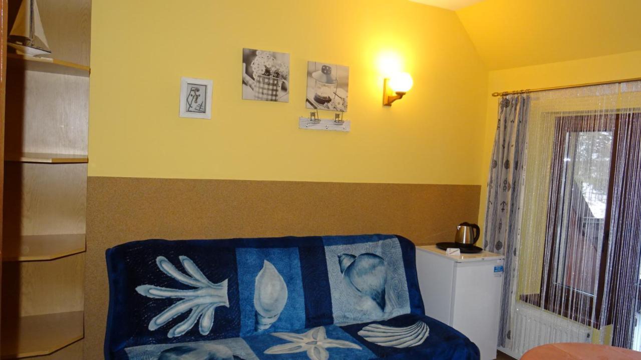Olimp Pokoje I Apartamenty Щирк Екстериор снимка