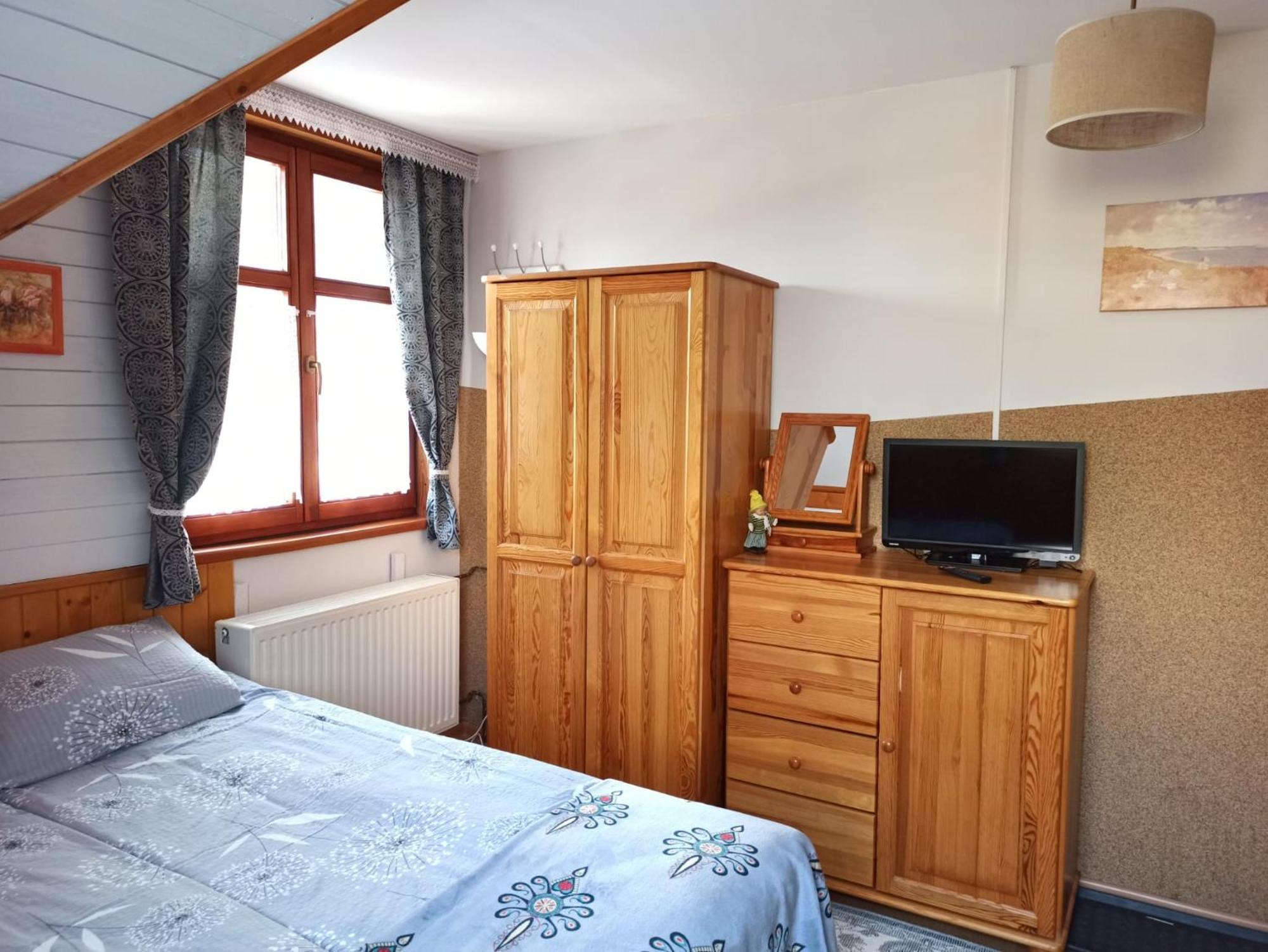 Olimp Pokoje I Apartamenty Щирк Екстериор снимка